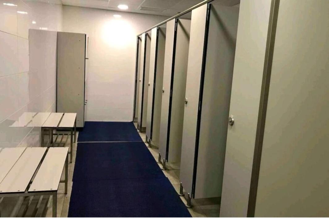 فندق Voyager سان أدريان دي بيزوس المظهر الخارجي الصورة