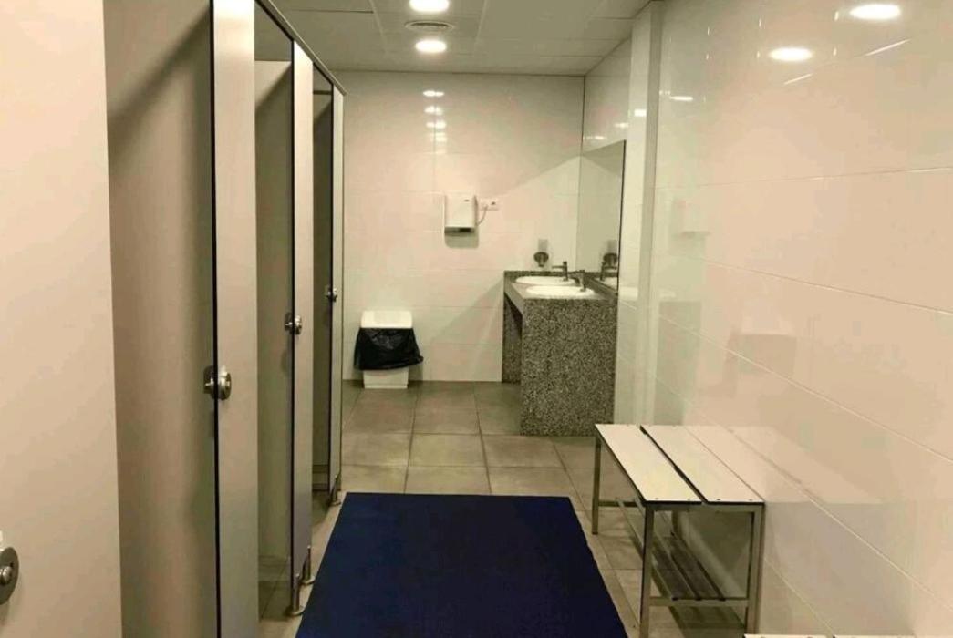 فندق Voyager سان أدريان دي بيزوس المظهر الخارجي الصورة